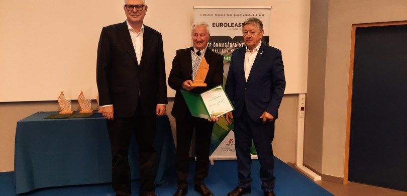 bozsik-mihaly-elempalyamu-dij-1747129593.jpg